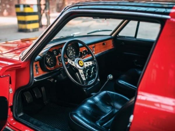 <br />
			Ferrari 330 GTC Zagato — Вот к чему может привести кузовной ремонт (2