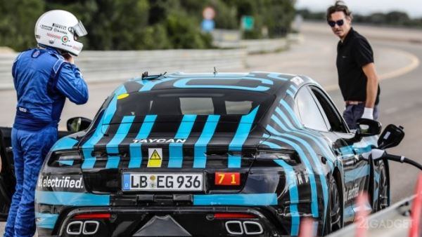 <br />
			Электрический Porsche Taycan смог преодолеть 3425 км за сутки (3 фото)