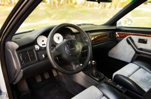 <br />
			Редкий Audi RS2 Avant 1994 года, разработанный совместно с Porsche (4